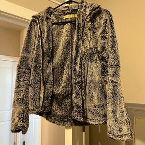 Cute Faux fur jacket
